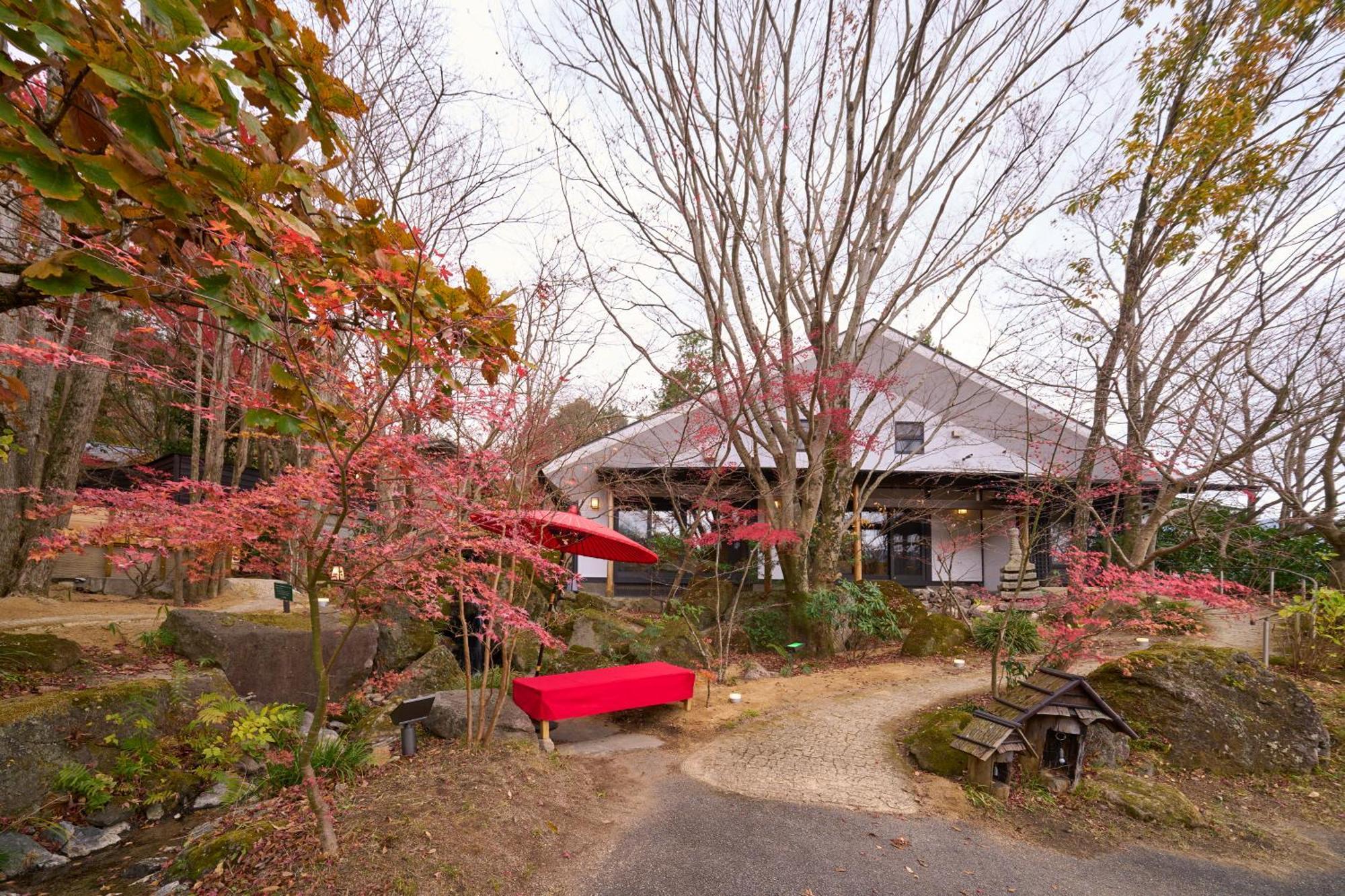 Yufuin Rakuyu 호텔 외부 사진